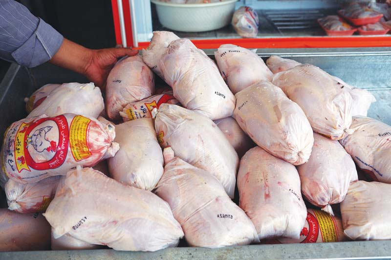 قیمت مرغ گرم ۱۵ هزار و ۷۵۰ تومان تعیین شد