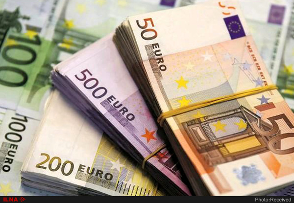 صرافی ملی دلار و یورو را ارزان کرد