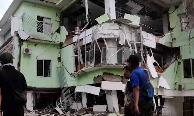قربانیان زلزله اخیر در اندونزی افزایش یافت