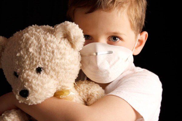استفاده طولانی از ماسک، سلامت کودکان را به خطر میندازد