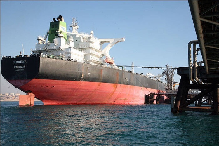  جمهوری اسلامی ایران صادرکننده فعال بنزین در منطقه و جهان شد