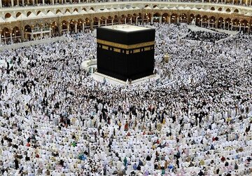 مسن‌ترین حاجی امسال؛ زن ۱۳۰ ساله از الجزایر