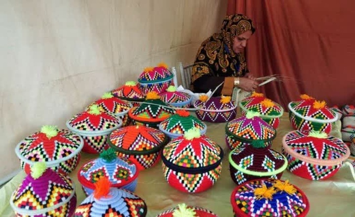 ۲ رشته صنایع دستی فرت‌بافی و گیوه‌بافی در سبزوار احیا شد