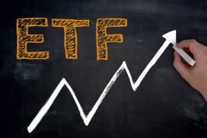 تغییر زمان معاملات ETF دولت