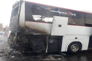 آتش گرفتن اتوبوس کارکنان یک شرکت در مشهد