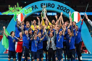 آتزوری‌ یا همان لاجوردی‌های ایتالیا با پیروزی بر انگلیس قهرمان اروپا شدند