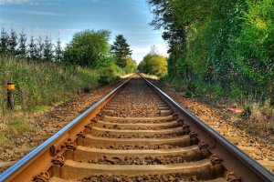 آغاز فعالیت قطار سریع‌السیر چین با سرعت ۳۵۰ کیلومتر!