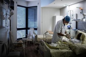 ظرفیت بیمارستان های پاریس رو به اتمام است