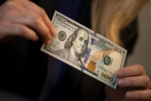 قیمت دلار و ارز ۲۴ فروردین ۱۴۰۰