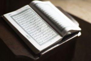 موافقت اپل با درخواست چین برای حذف قرآن مجید!