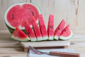 فواید اعجاب انگیز هندوانه در فصل گرما