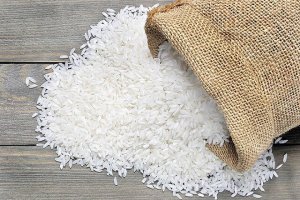 بیش از ۲۷ تن برنج تقلبی در مشهد کشف شد