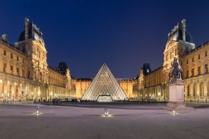 کاهش 70 درصدی بازدیدکنندگان موزه لوور پاریس
