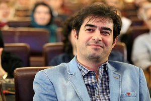 بازیگر مشهور ایرانی در آمریکا واکسن زد