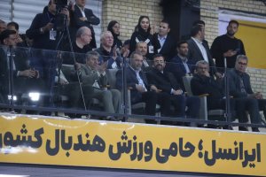 تماشاگران زن، همچنان محروم از دیدن بازی تنها نماینده لیگ برتر خراسان رضوی