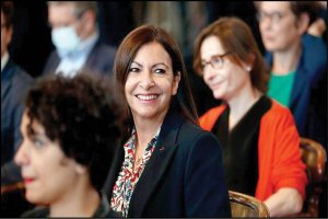 جریمه 90هزار یورویی شهردار پاریس به دلیل استخدام زنان