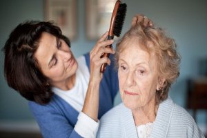 پرستاران و مراقبان افراد مبتلا به آلزایمر بخوانند